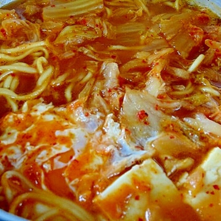 うちの麺「豆腐チゲラーメン」